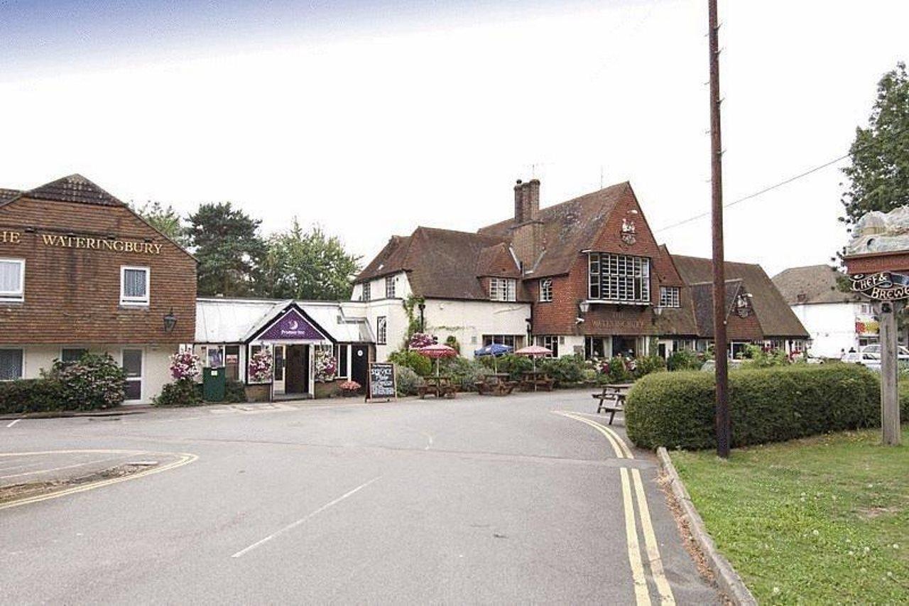 Premier Inn Maidstone Wateringbury Exterior photo