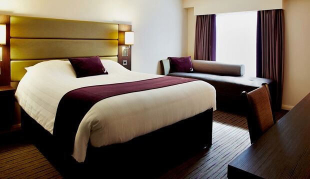Premier Inn Maidstone Wateringbury Exterior photo